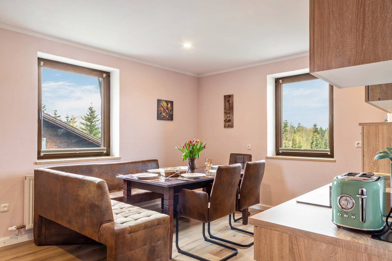 Ganze Wohnung, Ferienwohnung Heimelig im Bayerwald mit Bergblick, Gemeinschaftsterrasse und Wlan in Haidmühle, Šumava Mountains