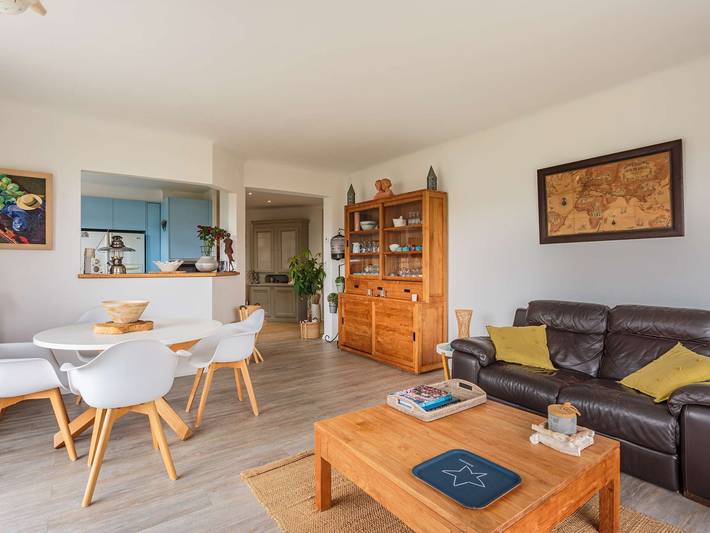 Appartement entier, Appartement avec vue sur le port, parking, proche plage in Hendaye, Région de Bayonne