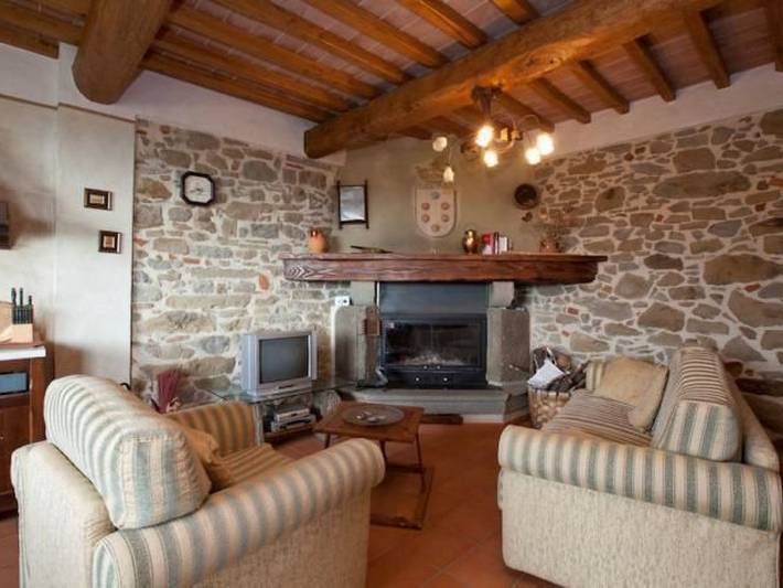 Vacation rental for 2 people, with Yard and Pool in Vinci