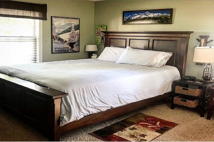 Vacation rental for 6 people, with hot tub, with pets in Traverse City