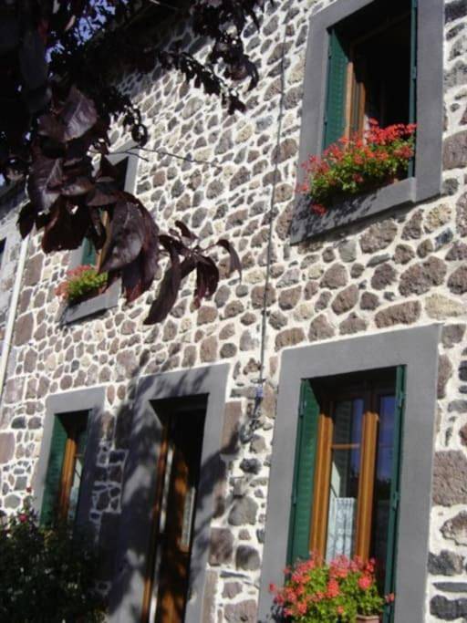 Maison au vert à la campagne - 5 personnes in Saint-Nectaire, Parc naturel régional des Volcans d'Auvergne