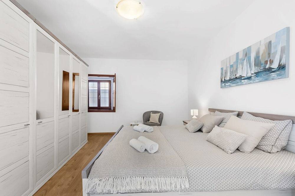 Charmantes Cottage im Stadtzentrum, nur 100 Meter vom Meer in Novigrad entfernt in Novigrad, Umag und Umgebung