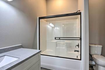 Vacation House for 20 Guests in Lake of the Ozarks, Ozark Mountains, Picture 3