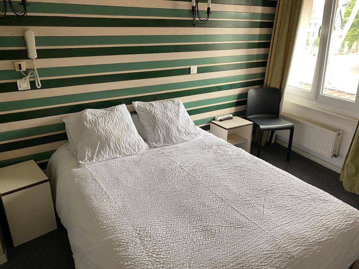 Double Room in Verdun-sur-le-Doubs, Région de Chalon-sur-Saône