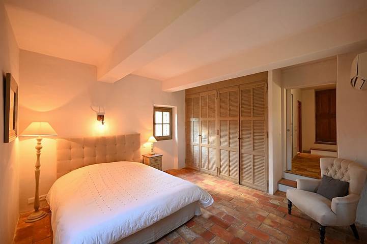 Villa pour 11 personnes, avec jardin et balcon, animaux acceptés à Roussillon - 3