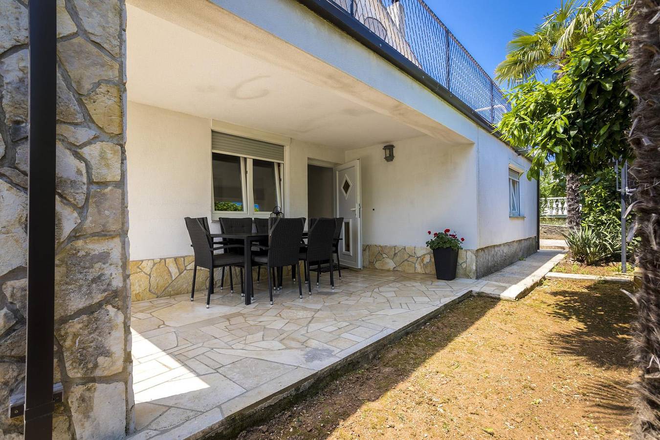 Hel ferieleilighet, Apartment for 5 persons approx. 65 qm in Vantačići, Kvarner Bay (Krk) in Vantacici, Krk