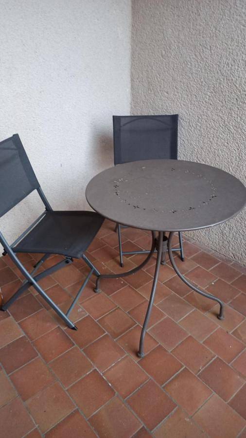 Location de vacances pour 2 personnes, avec balcon ainsi que vue et jardin dans Château de Châteauneuf - 3