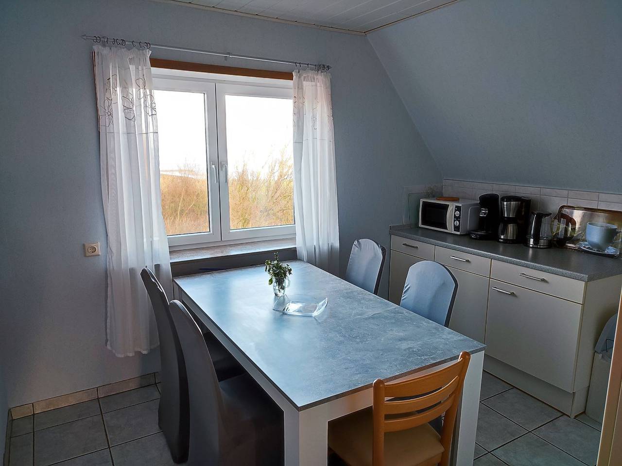 Ganze Wohnung, Ferienwohnung 'Fewo1 Wester - Hever' mit Gemeinschaftsterrasse und Wi-Fi in Langeneß, Halligen