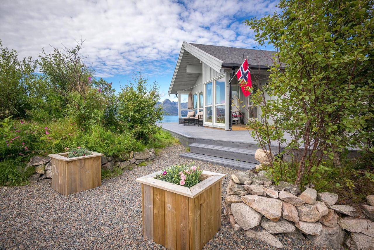 Vestfjord Panorama Villa in Lødingen