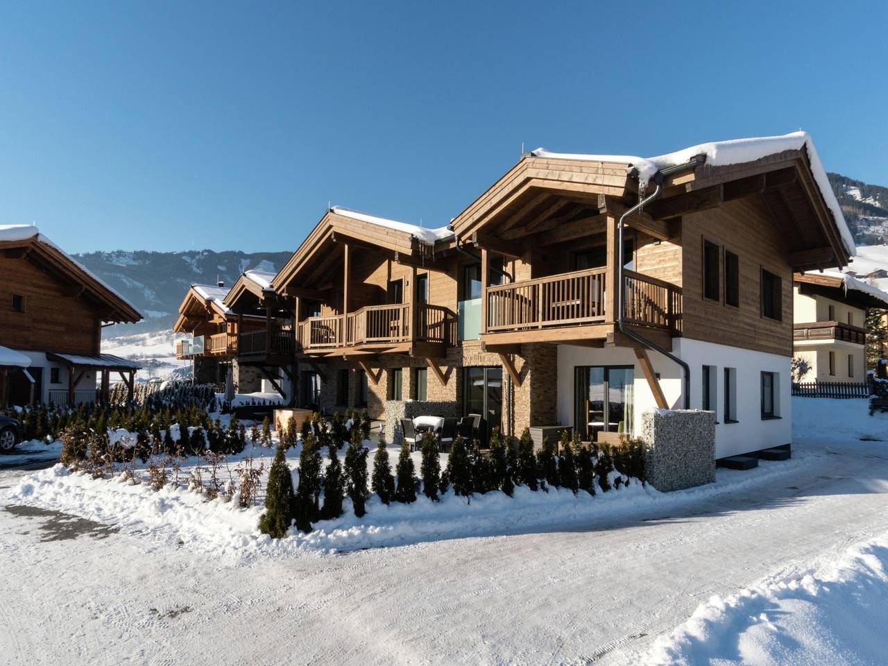Ganze Wohnung, Geräumiges Ferienhaus mit Balkon und Sauna
 in Piesendorf, Kitzbüheler Alpen