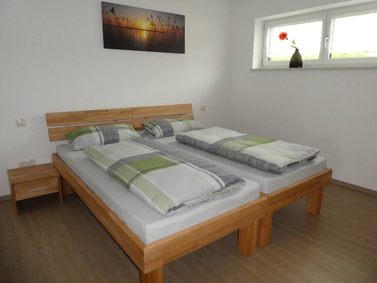 Ganze Wohnung, Ferienwohnung Birnbaum mit privater Terrasse, Gemeinschaftsgarten und Wlan in Gunzenhausen, Fränkisches Seenland