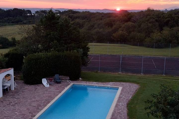 Appartement de vacances pour 4 personnes, avec Jardin et Piscine