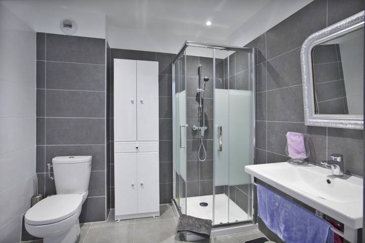 Gîte pour 3 personnes, avec terrasse à Bastia - 2