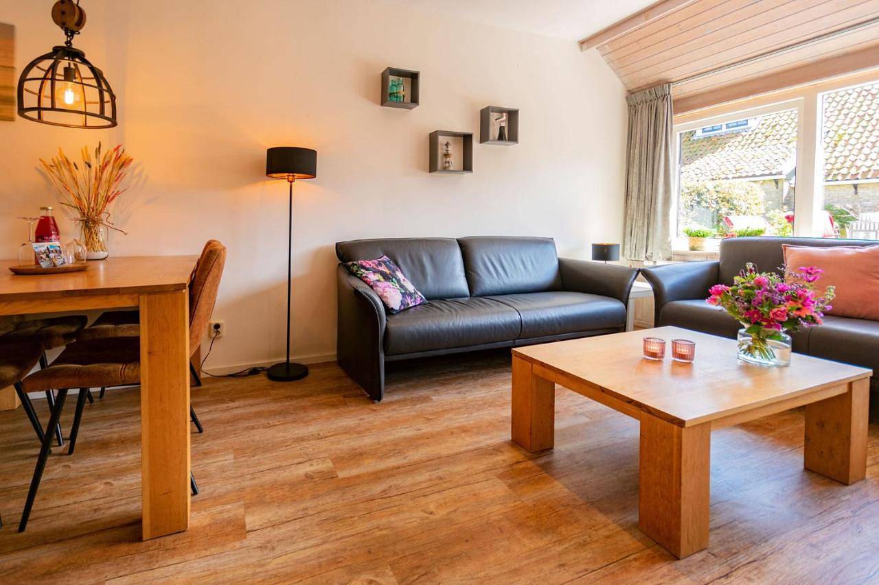Ganze Wohnung, Two-Bedroom Apartment in Westfriesische Inseln