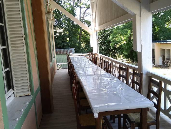 Casa de vacaciones para 15 personas con jardín in Le Mont-Dieu, Ardenas