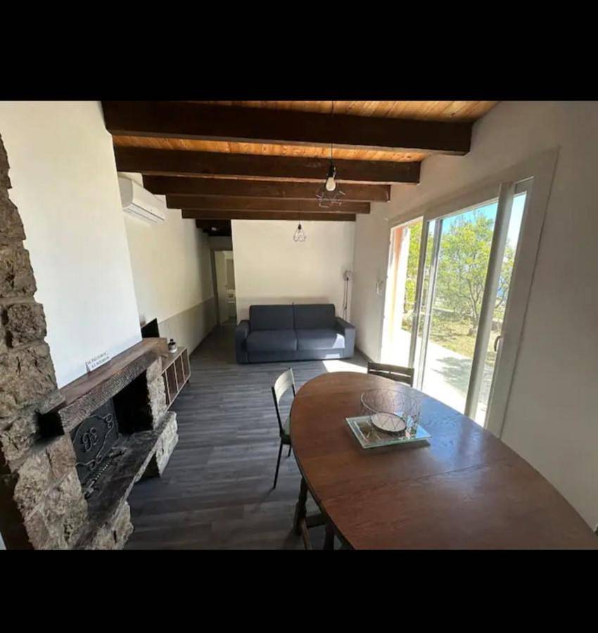 10 min de Monaco petite maison avec jardin vue mer et rocher de Monaco in La Turbie, Côte méditerranéenne (France)