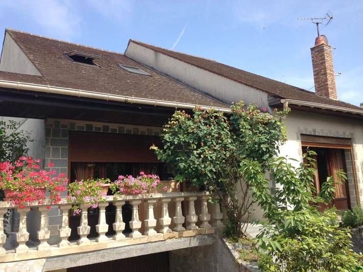 Location de vacances pour 5 personnes, avec Terrasse et Jardin à Bezons