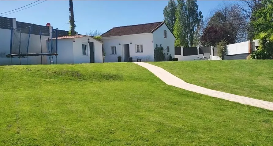 Casa de vacaciones para 3 personas, con vistas y jardín, Se admiten mascotas - 1