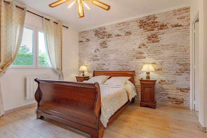 Location de vacances pour 8 personnes, avec Terrasse et Jardin à Anglars-Nozac - 4