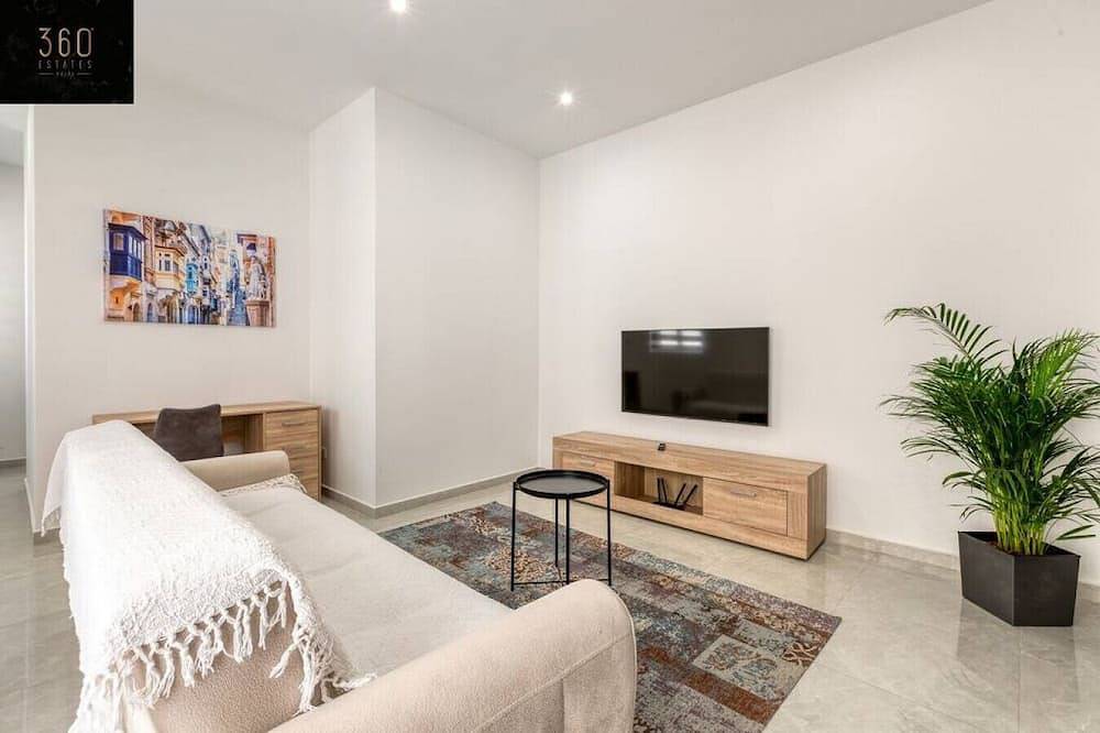 Apartment for 3 People in San Giljan, Malta Island
