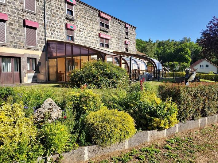 Hôtel pour 3 personnes, avec jardin et terrasse à Orcines - 4