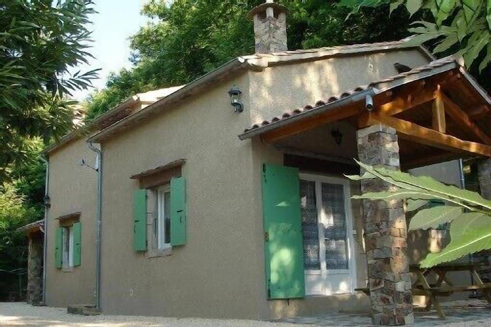 Gite rural  les chataigniers en ardèche méridionnale in Saint-Mélany, Parc naturel régional des Monts d'Ardèche