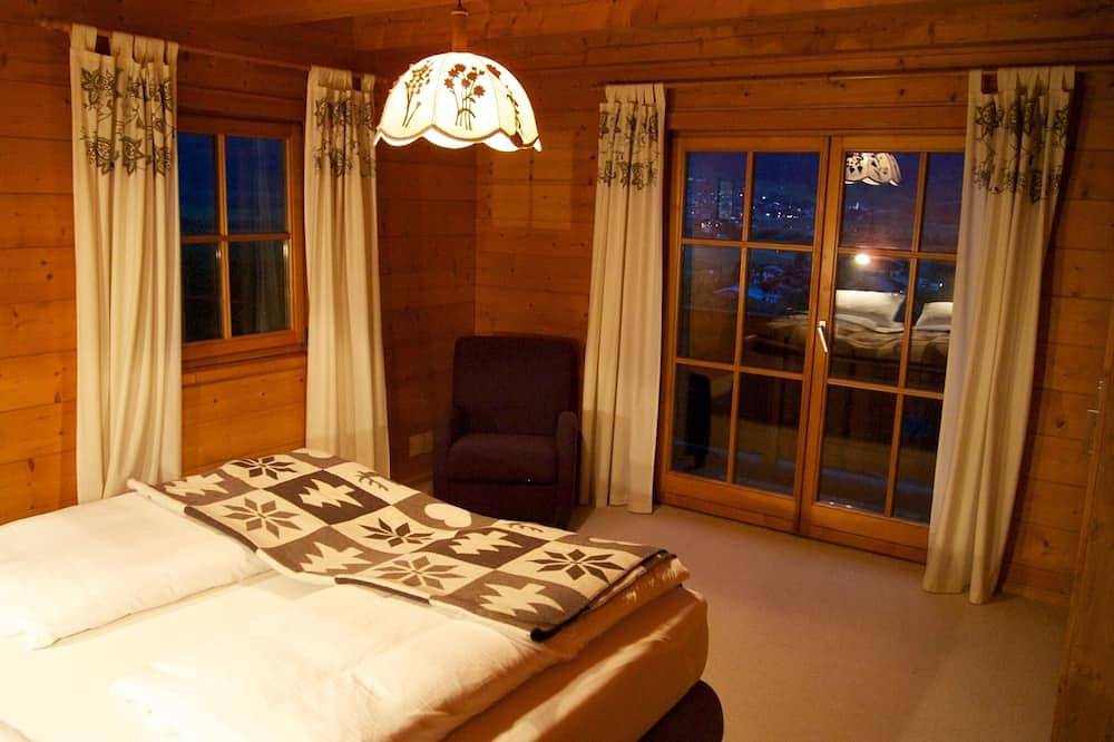 Luxury holiday home for 10: Spa, Skiing, golf, sailing in 5min in Piesendorf, Pinzgau