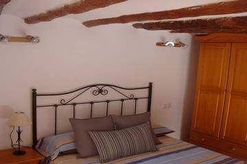 Casa Rural para 7 Personas en Las Cuevas de Cañart, Castellote, Foto 4