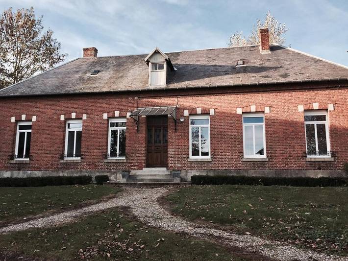 Gîte pour 6 personnes, avec jardin à Aisonville-et-Bernoville