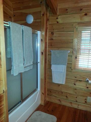 Vacation House for 7 Guests in Shenandoah Valley, Virginia, Picture 3