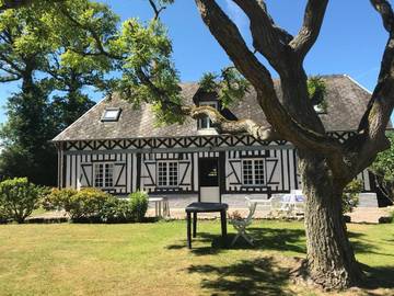 Gîte pour 6 personnes, avec terrasse et vue à Saint-Riquier-ès-Plains