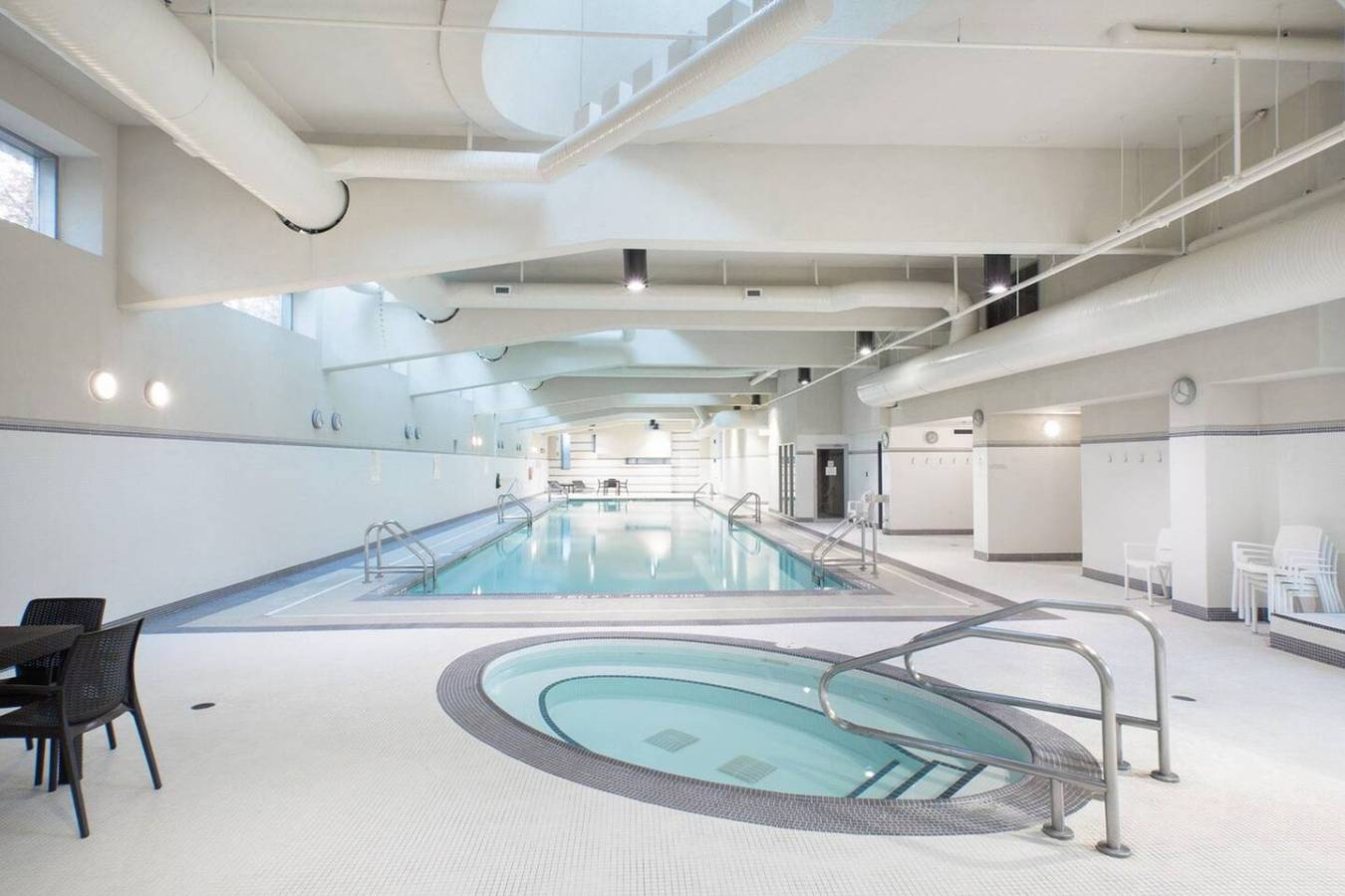 Entire apartment, New*Urban Condo|Pool|Hot Tub|Gym! in Vancouver, British Columbia