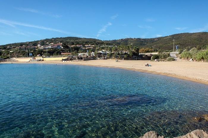 Studio entier, Studio**| clim | à 100 m des plages in Roquebrune-sur-Argens, Côte méditerranéenne (France)