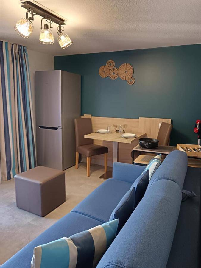 Gîte pour 4 personnes, avec terrasse et piscine dans Thermes des Hespérides - 3