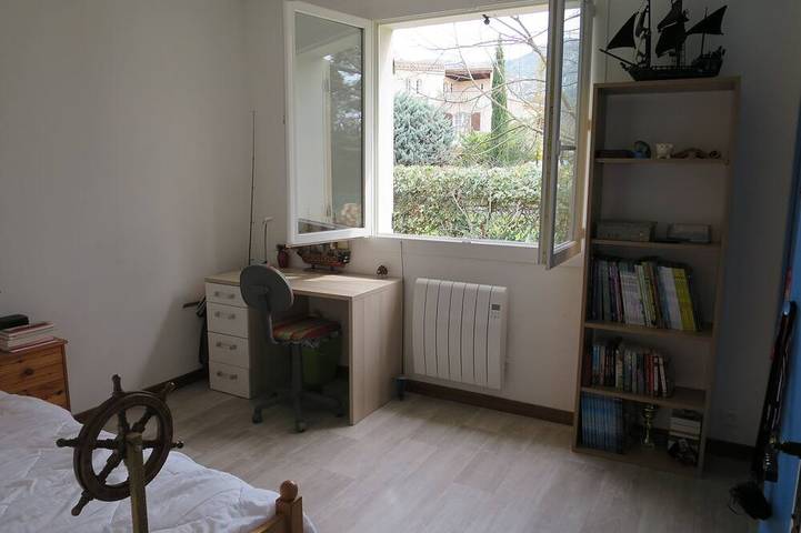 Location de vacances pour 8 personnes, avec jardin à Gémenos - 4