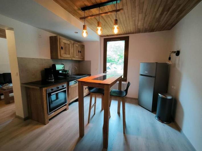 Gîte pour 6 personnes, avec terrasse ainsi que vue et jardin, animaux acceptés dans Saint-Jacques-en-Valgodemard - 3