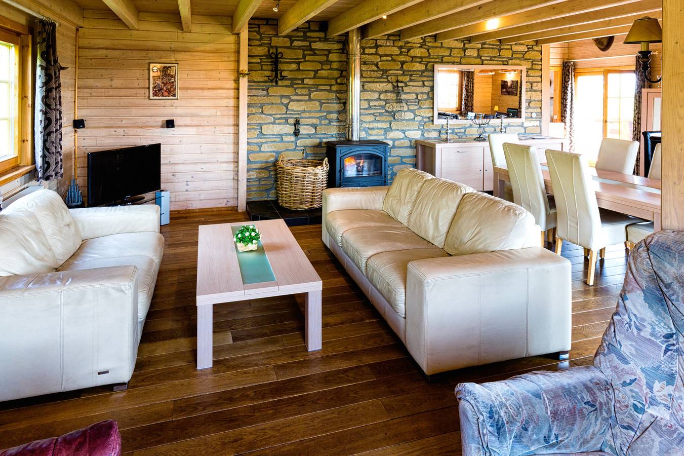 12 persoons groepsaccommodatie met sauna en buitenspa in Durbuy in Septon, Durbuy