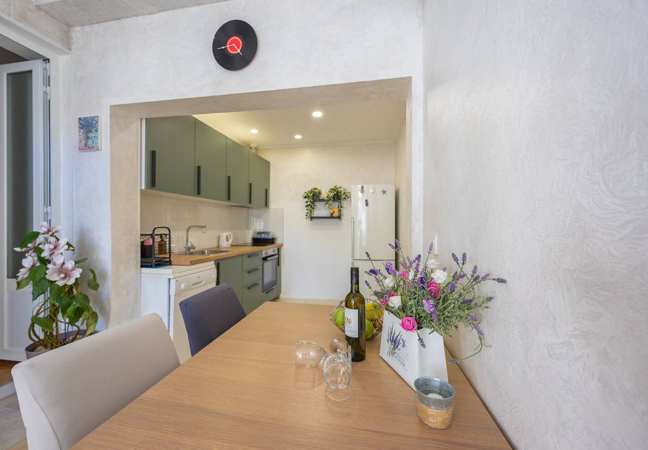 Hel lägenhet, Apartments Fontana in Baška Voda, Makarskas riviera