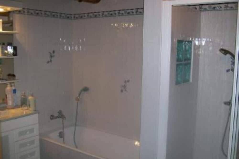 Appartement entier, Appartement dans chalet de montagne in Bogève, Région de Thonon-les-Bains
