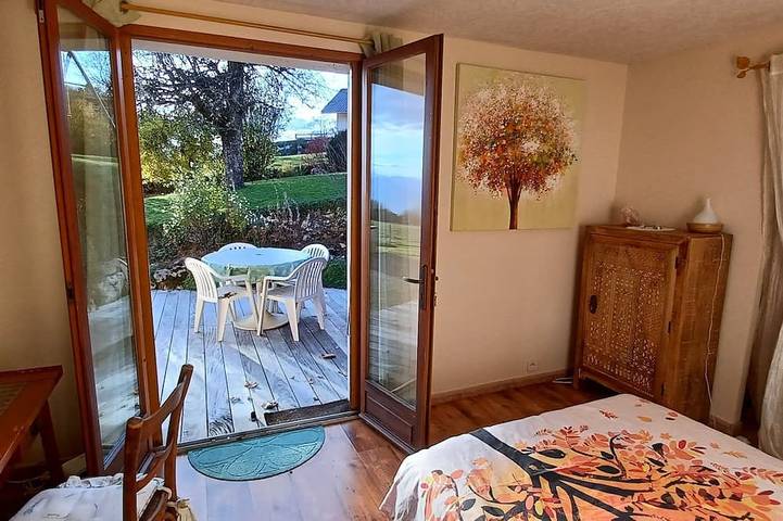 Location de vacances pour 12 personnes, avec jardin et jacuzzi à Sarcenas - 2