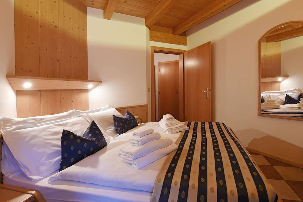 Ganze Wohnung, Top Located Alpin-Residence Amadeus*** Sunset view Suite 2 Pax in Seis am Schlern, Kastelruth