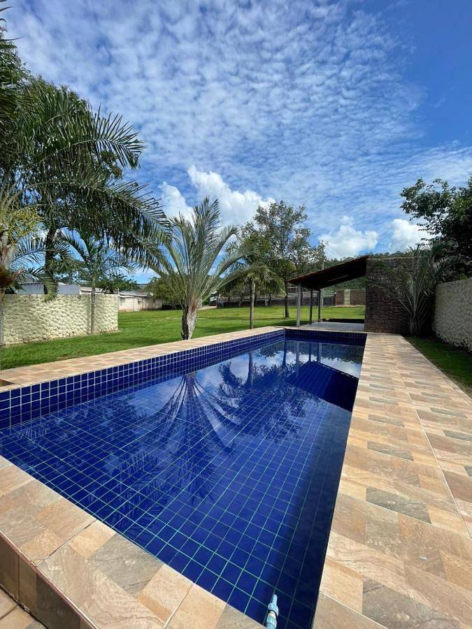 Casas e apartamentos de temporada para 10 pessoas, com piscina e jardim em Barra do Garças