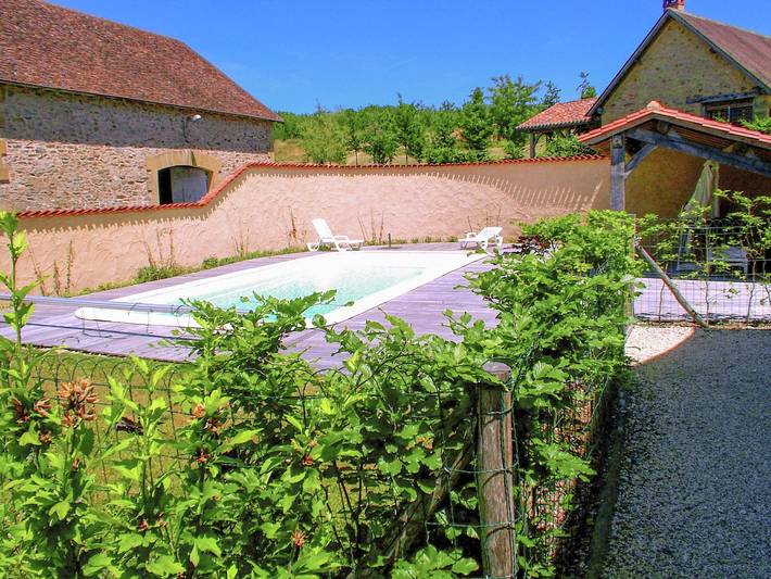 Location de vacances pour 10 personnes, avec piscine et terrasse, animaux acceptés à Saint-Médard-d'Excideuil - 4