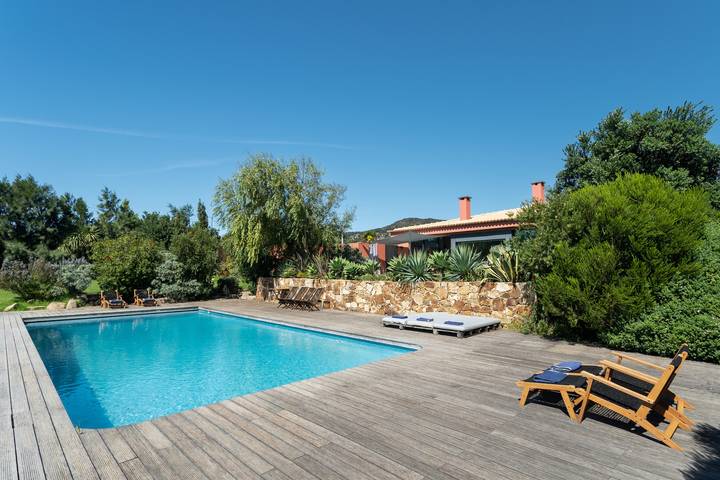 Villa para 10 pessoas, com Varanda e Terraço e ainda Jardim and Sauna em Alcabideche
