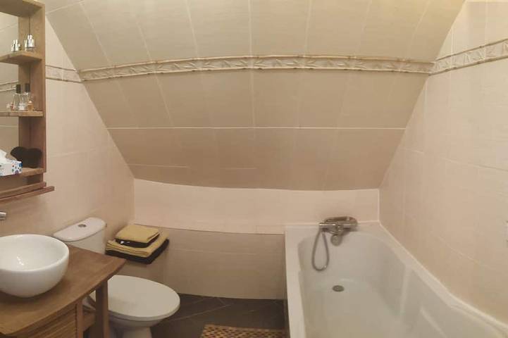 Location de vacances pour 4 personnes, avec jardin et jacuzzi à La Couture-Boussey - 2