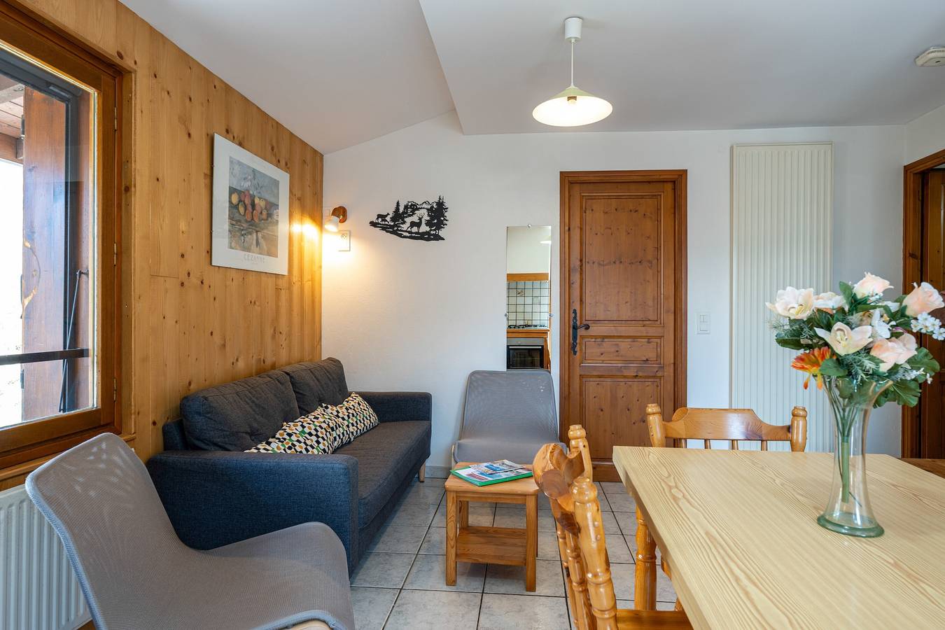 Appartement entier, Appartement "La Favière" avec vue sur les montagnes, balcon et Wi-Fi in Termignon, Massif de la Vanoise