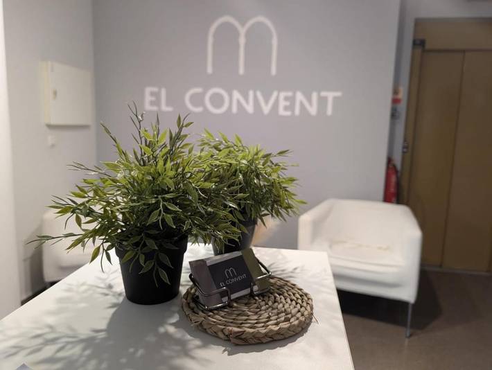 Gîte pour 2 personnes, avec terrasse à Moncada