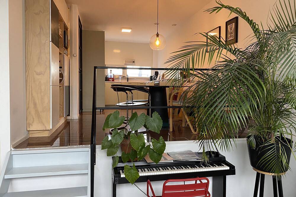 Spacious House, Close to City Centre, 3 Bedrooms! in Amsterdam Nieuw-West, Costa Holandesa