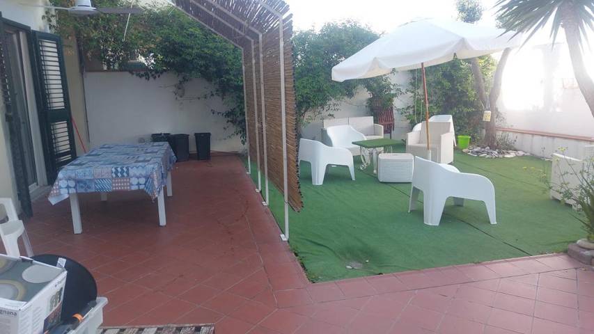 Gîte pour 9 personnes, avec jardin à Reggio de Calabre - 3