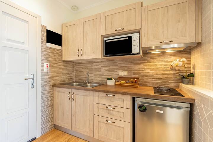 Hel studio-lejlighed, Studio Apartment 'Angela 2' with Sea View, Wi-Fi and Air Conditioning in Paleokastritsa, Korfu